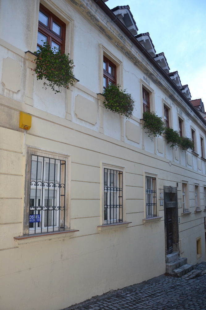 One * Pressburg